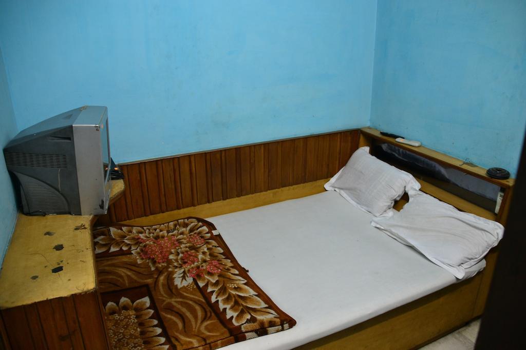 Yes Please Guest House Nova Deli Quarto foto